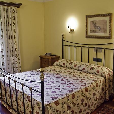Posada Casa De Don Guzman Vega de Pas Esterno foto
