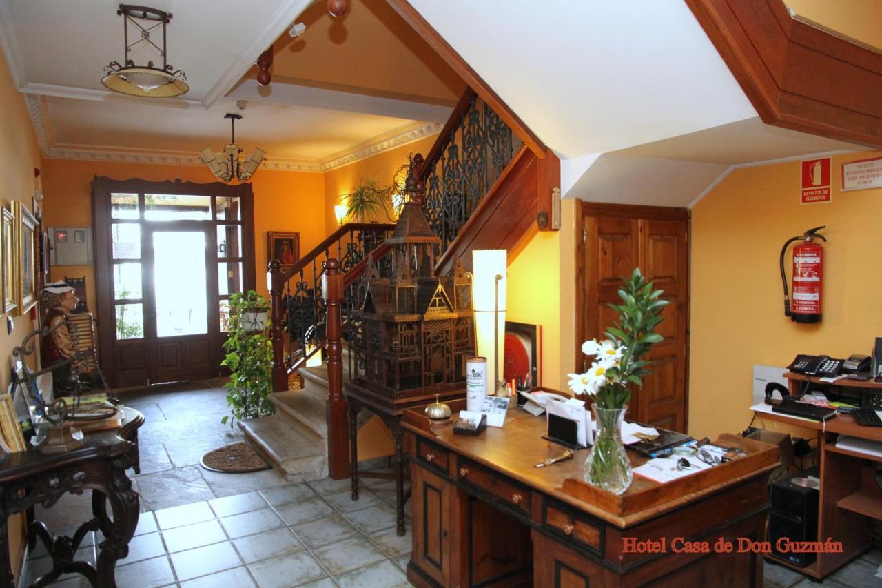 Posada Casa De Don Guzman Vega de Pas Esterno foto