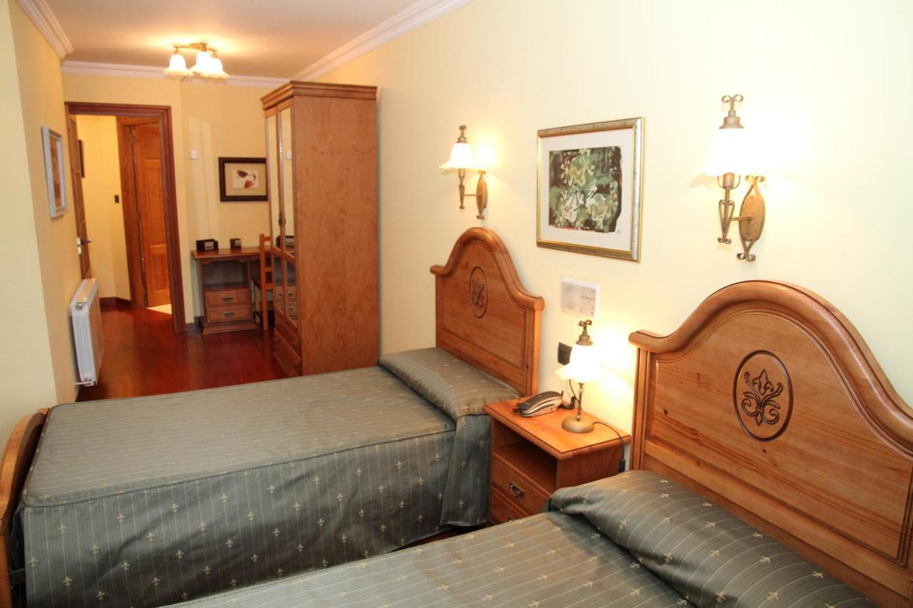 Posada Casa De Don Guzman Vega de Pas Esterno foto